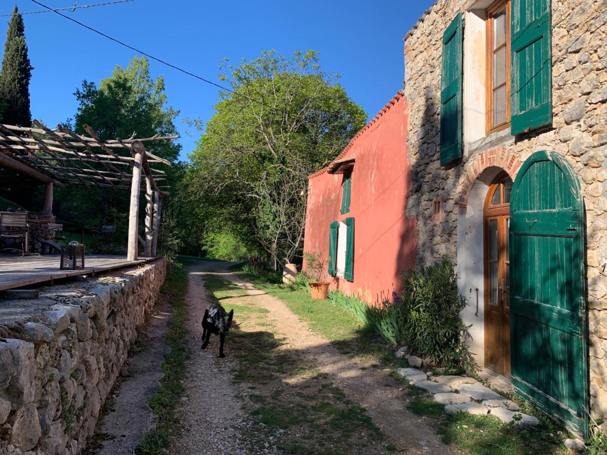 Mymoustiers Villa Exteriör bild