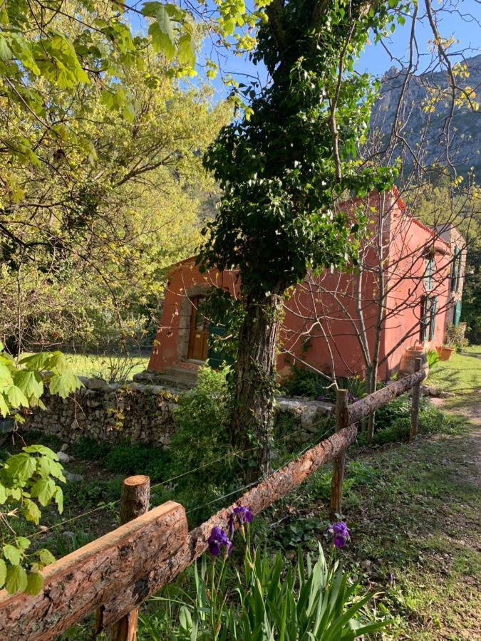 Mymoustiers Villa Exteriör bild