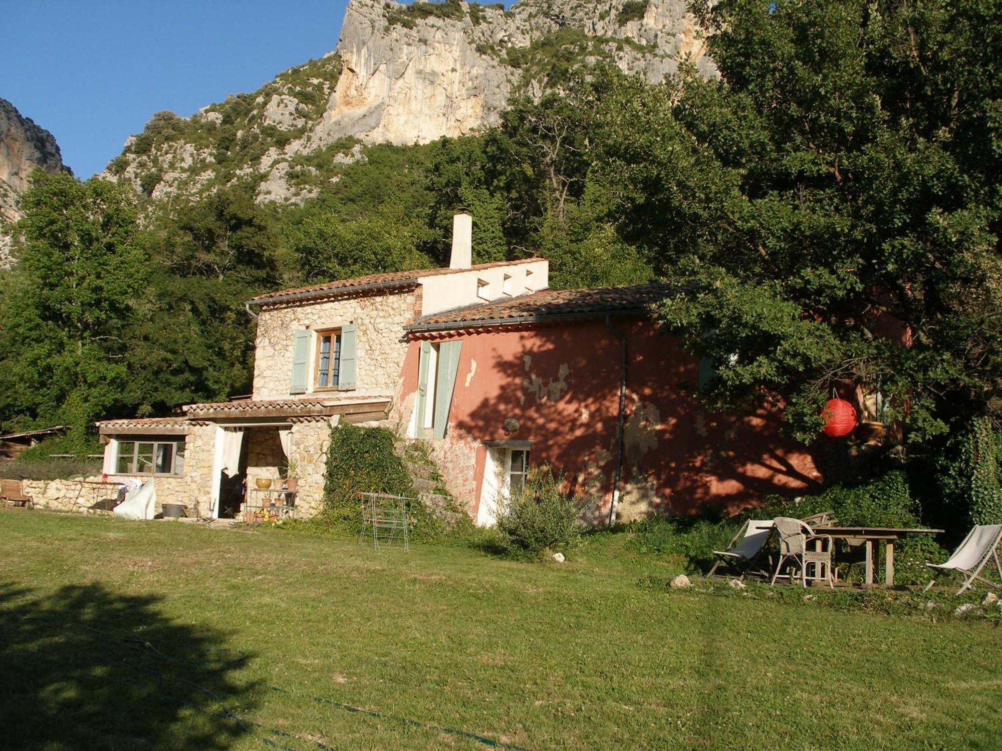 Mymoustiers Villa Rum bild